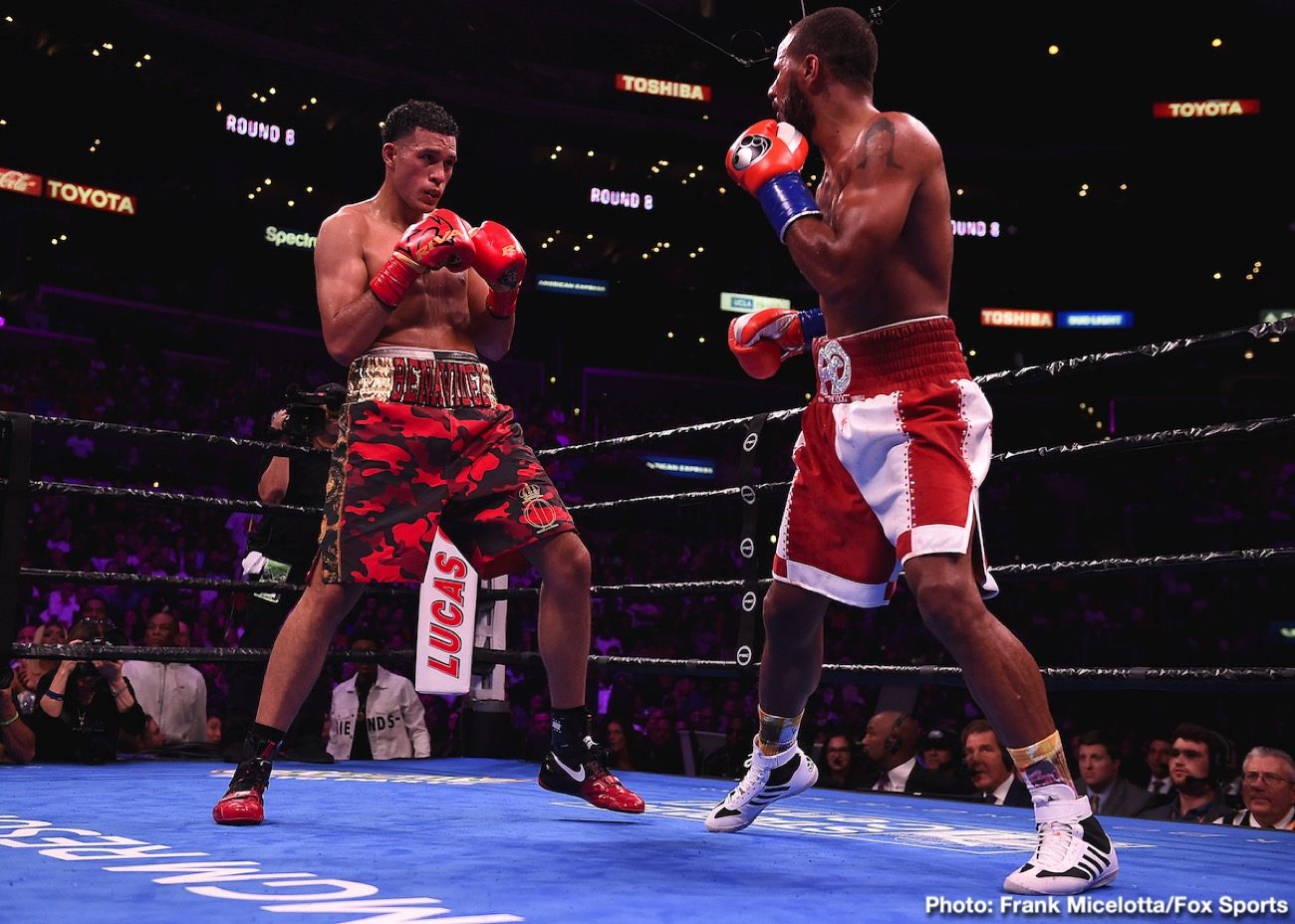 Image: Errol Spence decisions Shawn Porter - Live results