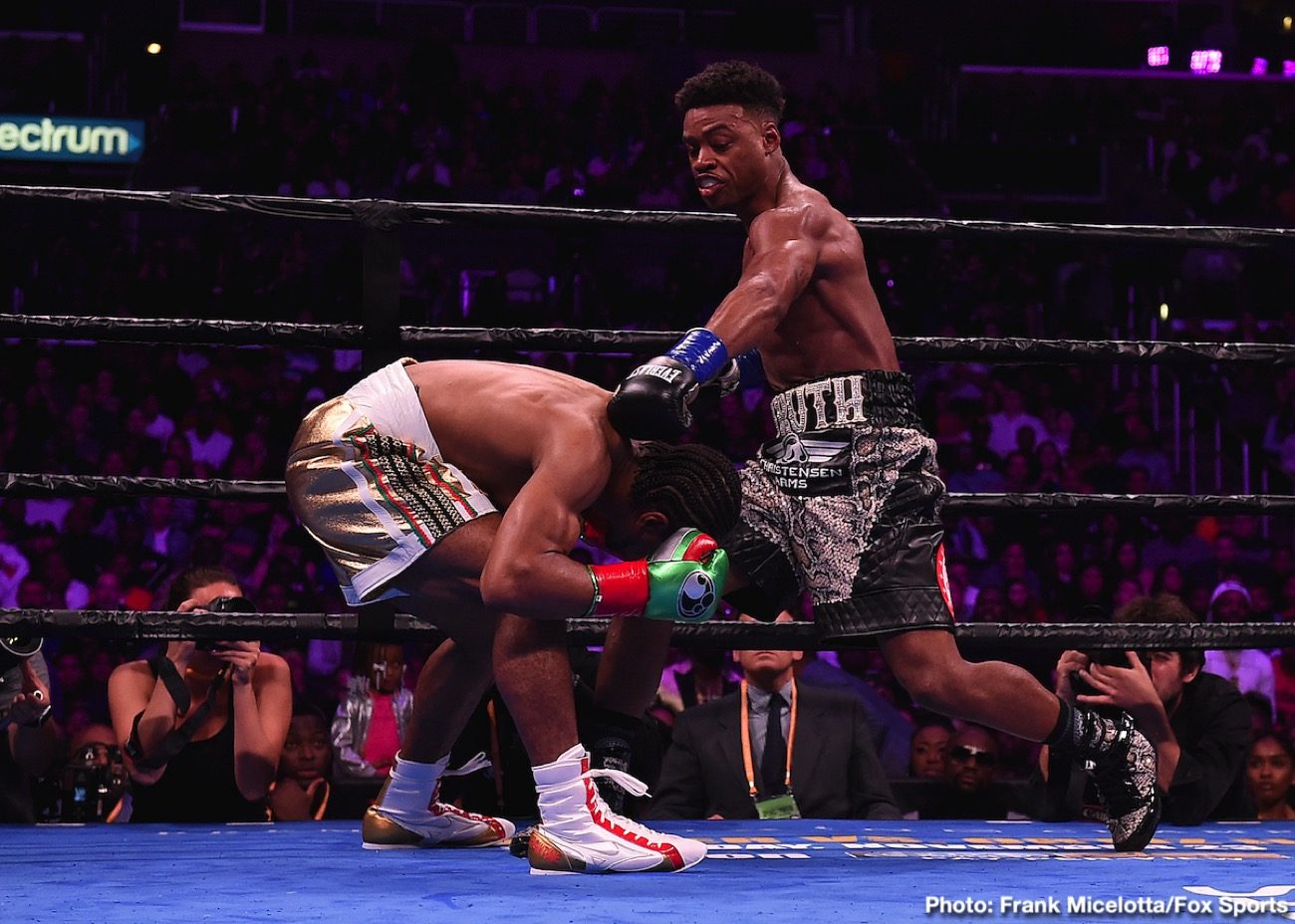Image: Errol Spence decisions Shawn Porter - Live results