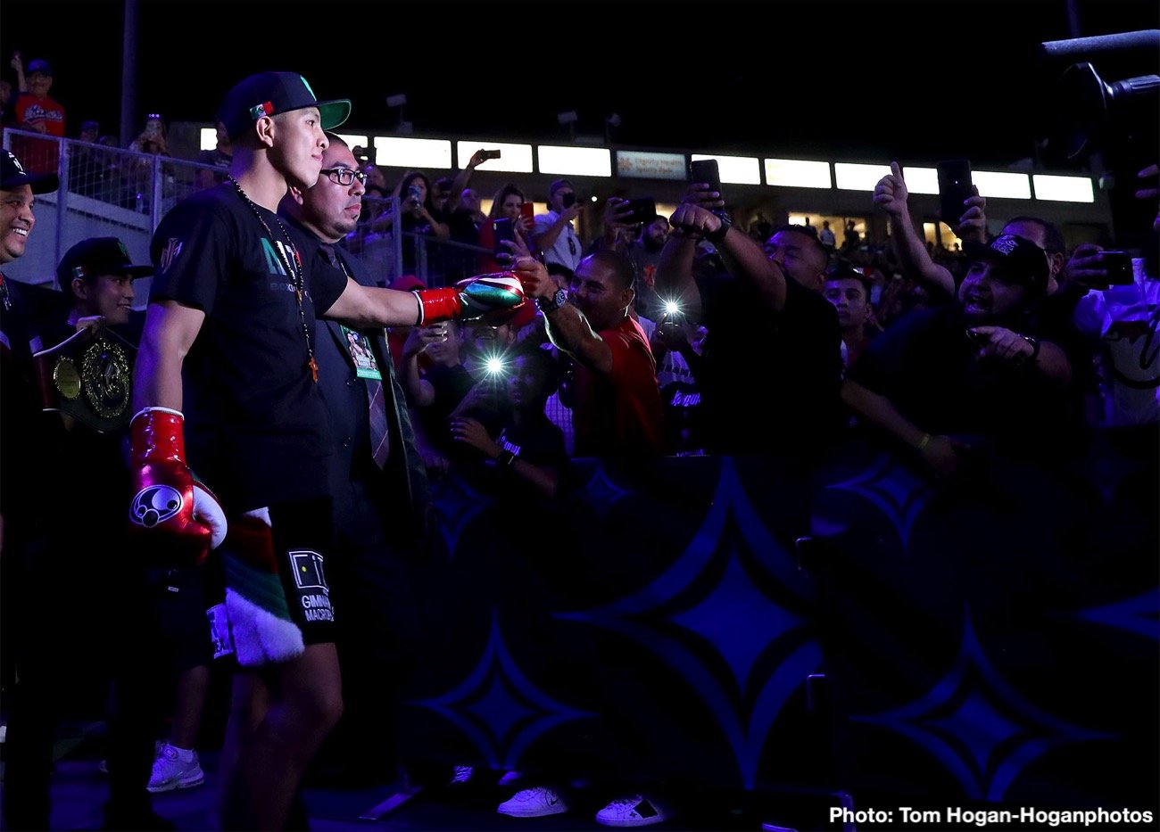 Image: Jaime Munguia destroys Patrick Allotey - Live boxing results from Carson, CA