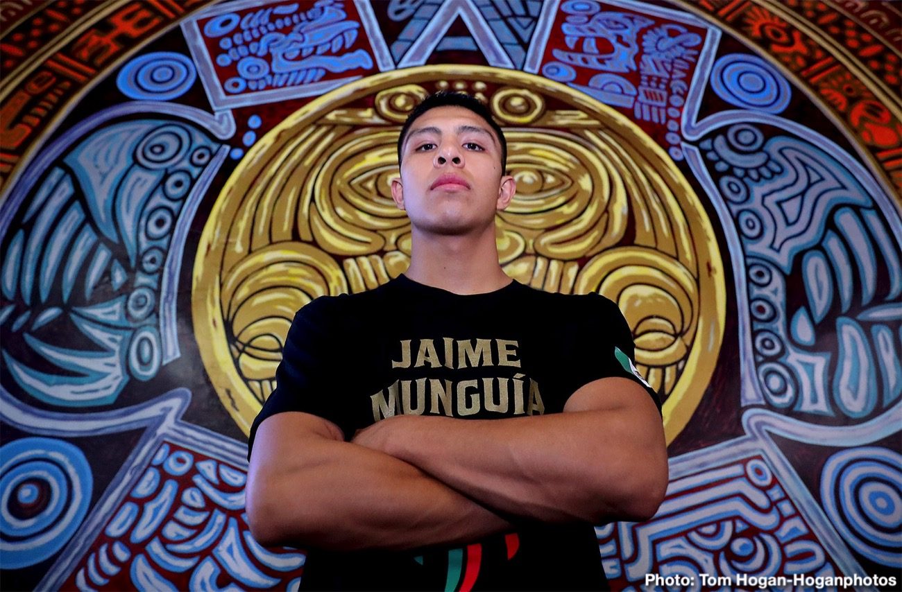 Jaime Munguia boxing photo