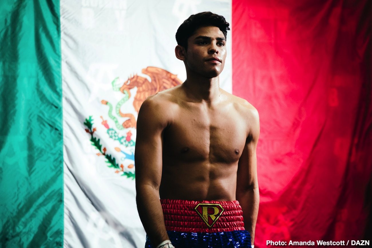 Image: Oscar De La Hoya working on "HUGE" fight for Ryan Garcia