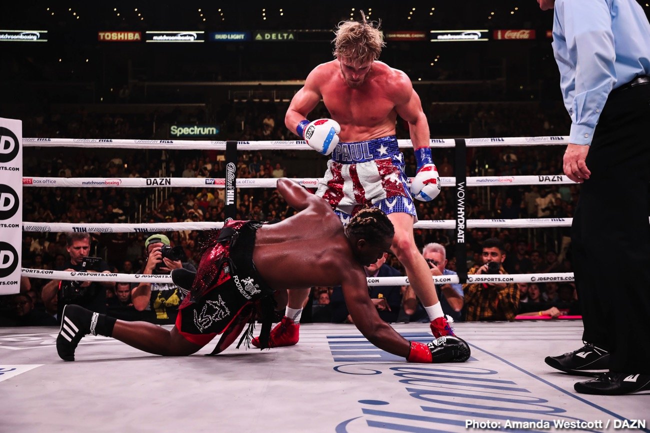 KSI Vs Logan Paul Youtube Fight .Photo signed by the Official Referee RARE LOOK 