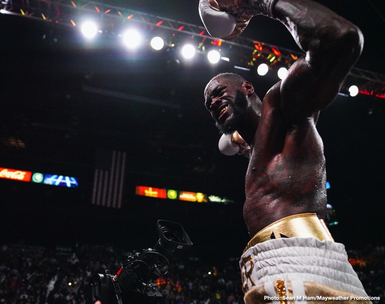 Deontay Wilder ties Muhammad Ali with 10 consecutive title defenses ⋆ Boxing News 241300 x 1025