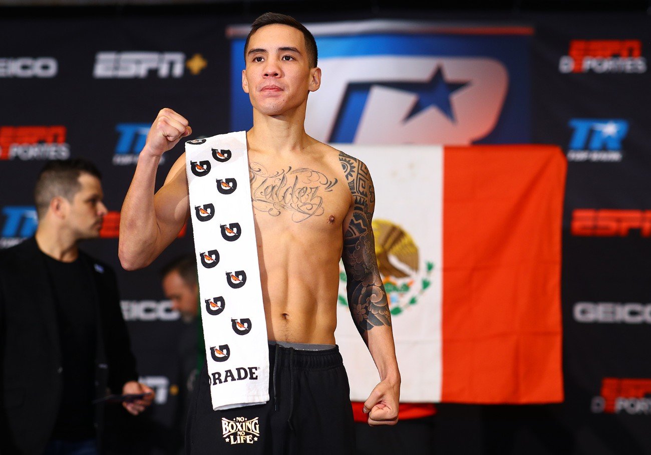 Image: Andres Gutierrez missed weight by 11 pounds for Oscar Valdez fight