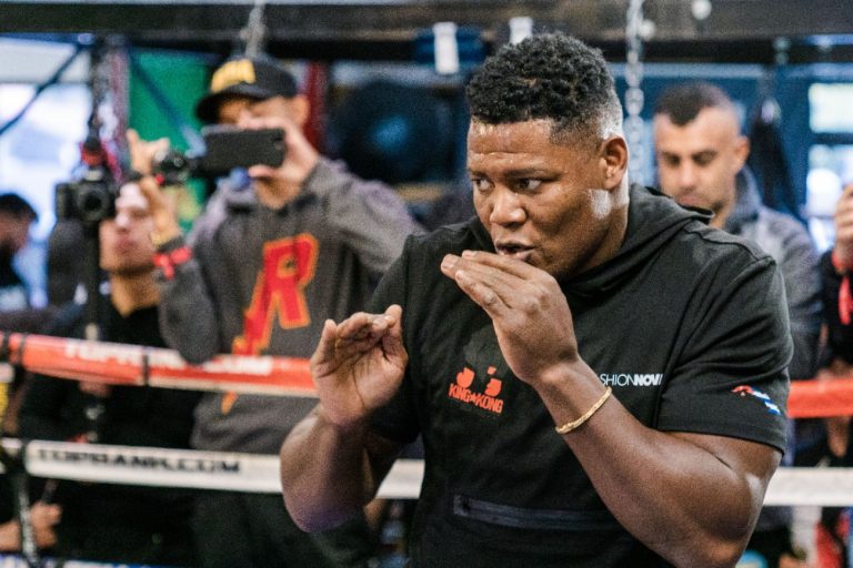 Image: Luis Ortiz promises 100% he won't GAS out against Deontay Wilder
