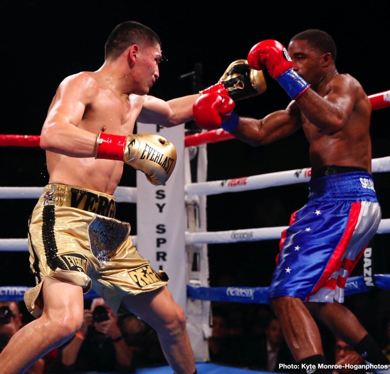 Image: Boxing Results: Vergil Ortiz stops Brad Solomon