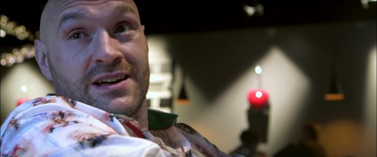 Image: Tyson Fury shows off his 400-lb physique during his LOW period
