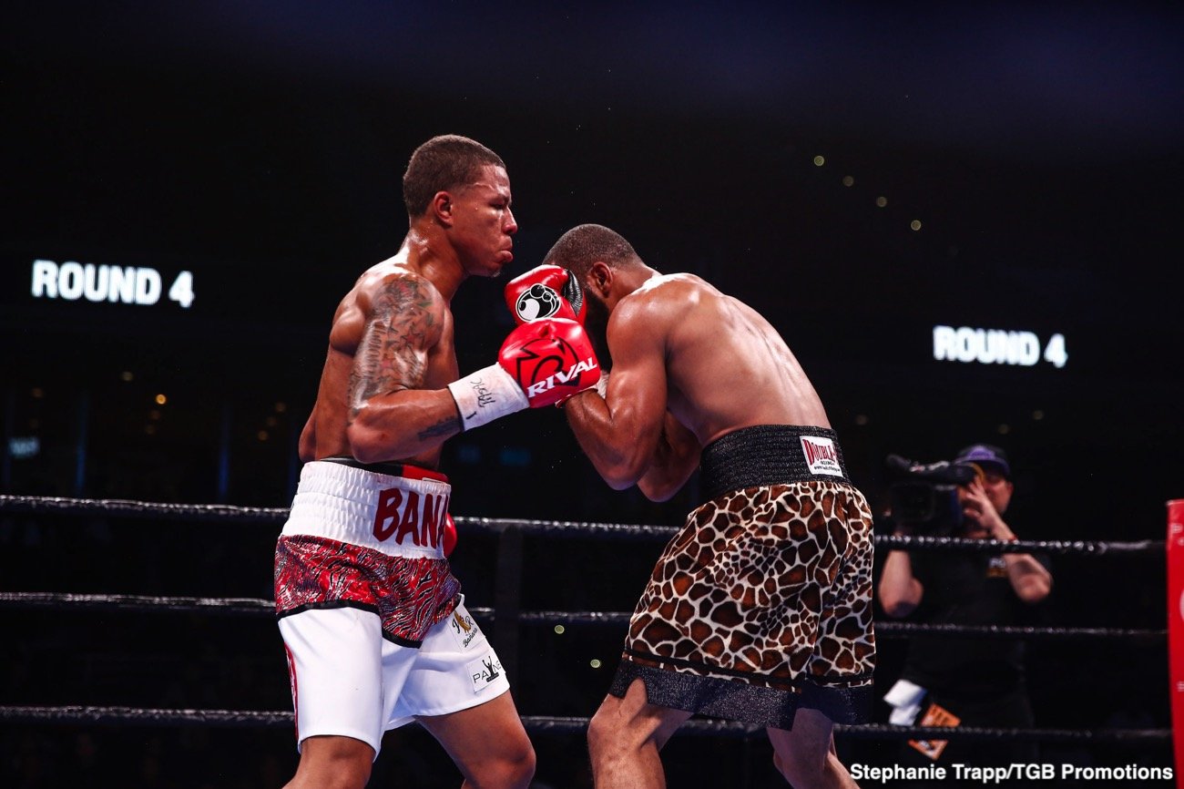 Image: Photos & Results: Rosario Stops Williams, Colbert Drops Corrales