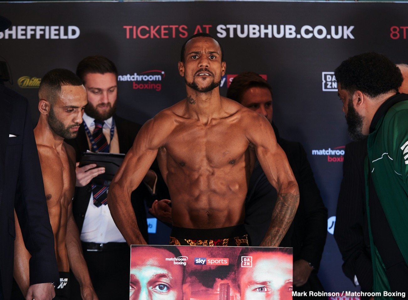 Image: Kell Brook 153.75 vs. Mark DeLuca 152.75 - weigh-in results