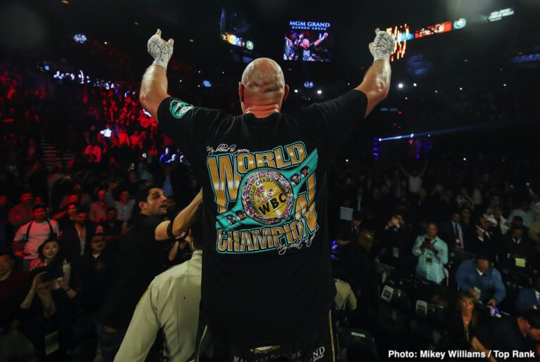 Image: Tyson Fury vs. Deontay Wilder WON'T happen on July 18 due to coronavirus - Bob Arum