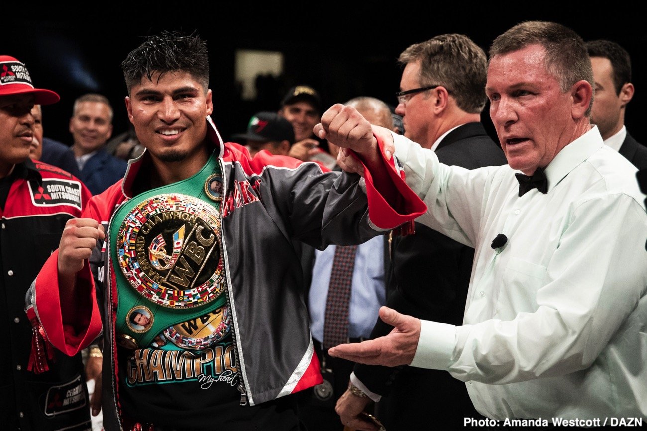Image: Mikey Garcia waiting on Manny Pacquiao