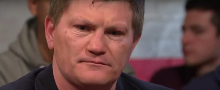 Image: Ricky Hatton BITTER over loss to Floyd Mayweather