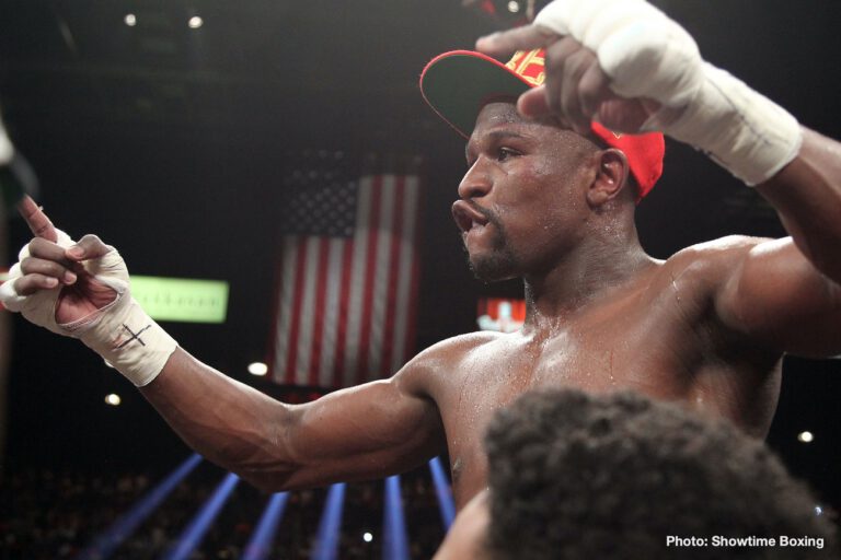 Image: Mayweather could have ended Canelo's career - Mauricio Sulaiman
