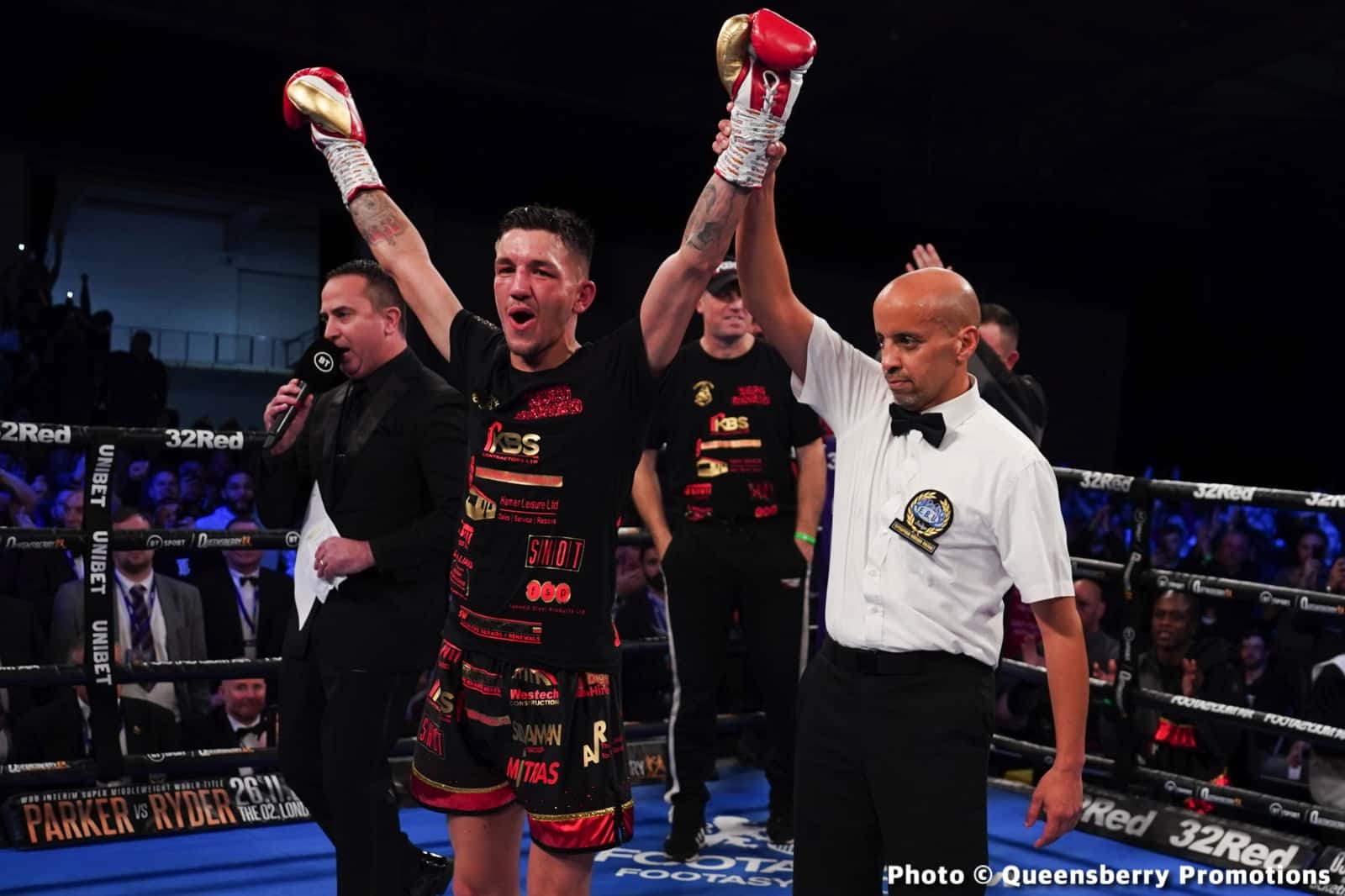 Image: Boxing Results: Liam Davies defeats Ion Baluta