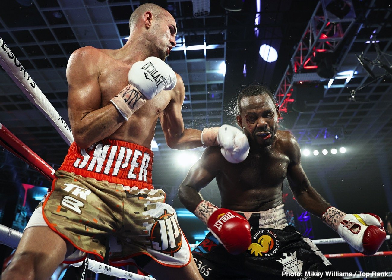Image: Boxing Results: Robeisy Ramirez defeats Gonzales & Pedraza decisions LesPierre