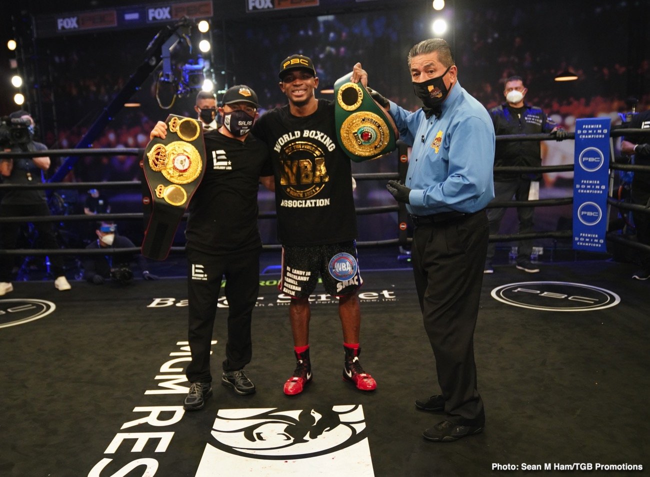 Photo: Boxing Results: Erislandy Lara defeats Greg Vendetti Image: Boxing Results: Erislandy Lara defeats Greg Vendetti