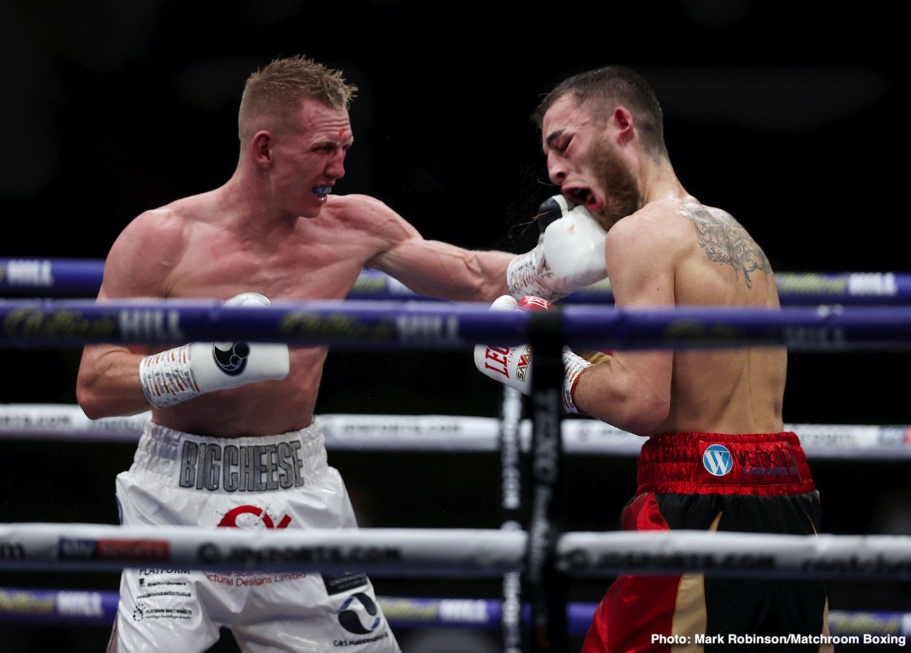 Image: Photos / Results: Cheeseman beats Eggington, Tennyson victorious