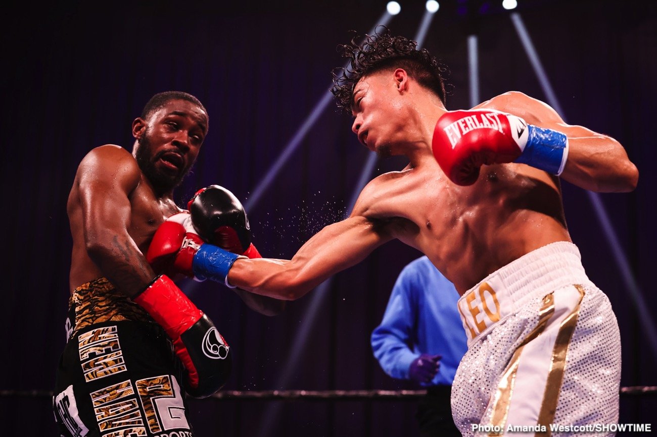Image: Boxing Results: Angelo Leo Becomes New WBO Jr. Featherweight World Champion
