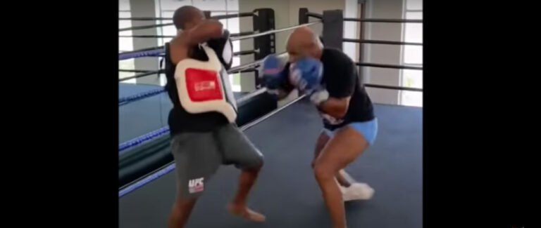 Image: Mike Tyson looking savage in new training video