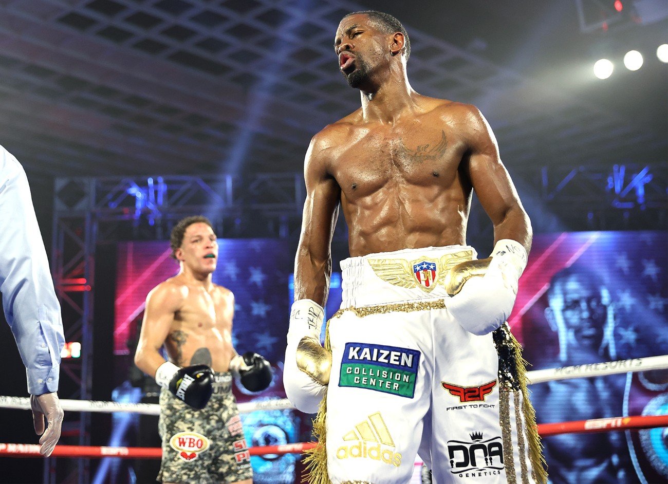 Image: Boxing Results: Jamel Herring defeats Jonathan Oquendo by 8th round DQ