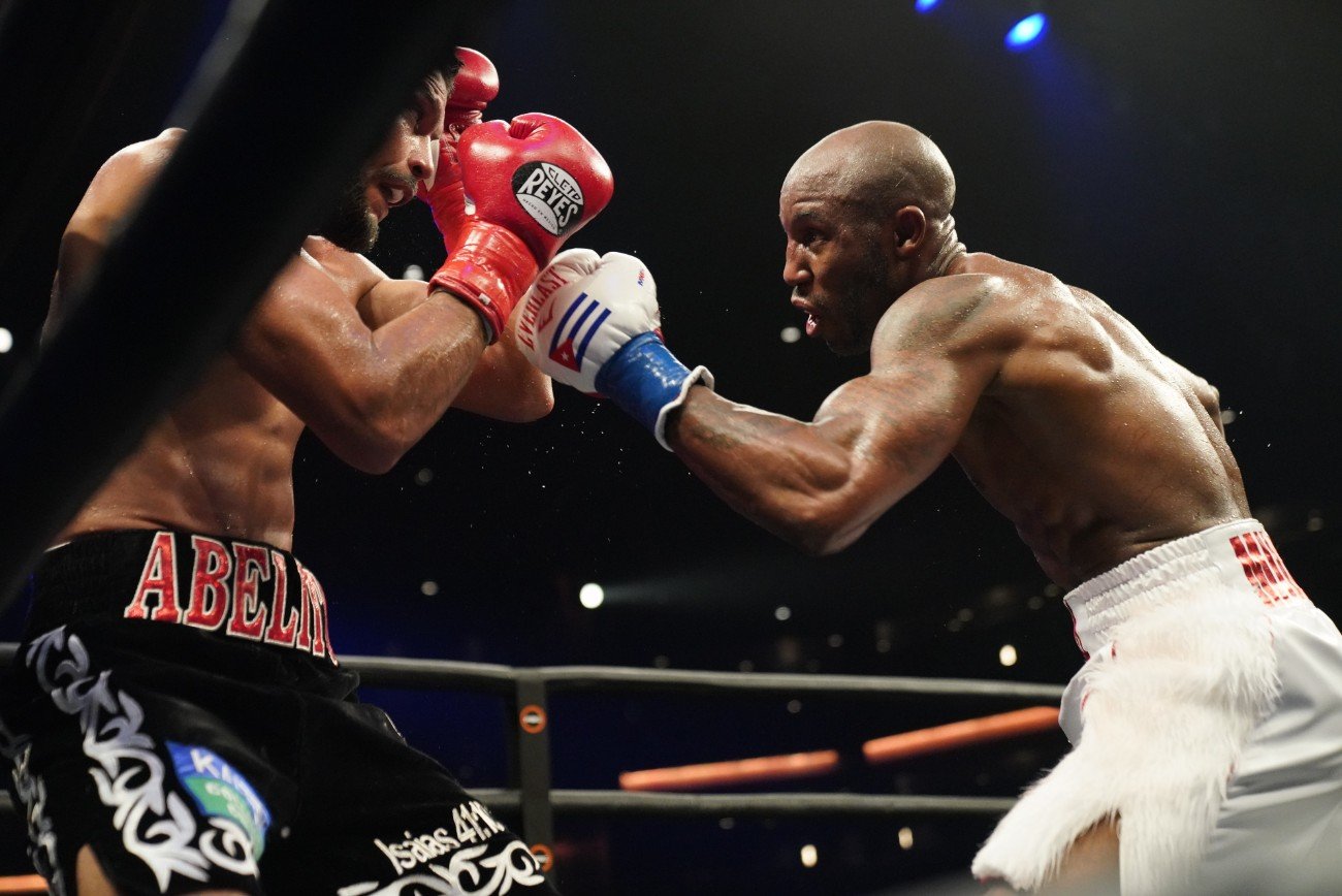 Image: Boxing Results: Yordenis Ugas defeats Abel Ramos, wins vacant WBA 147-lb title