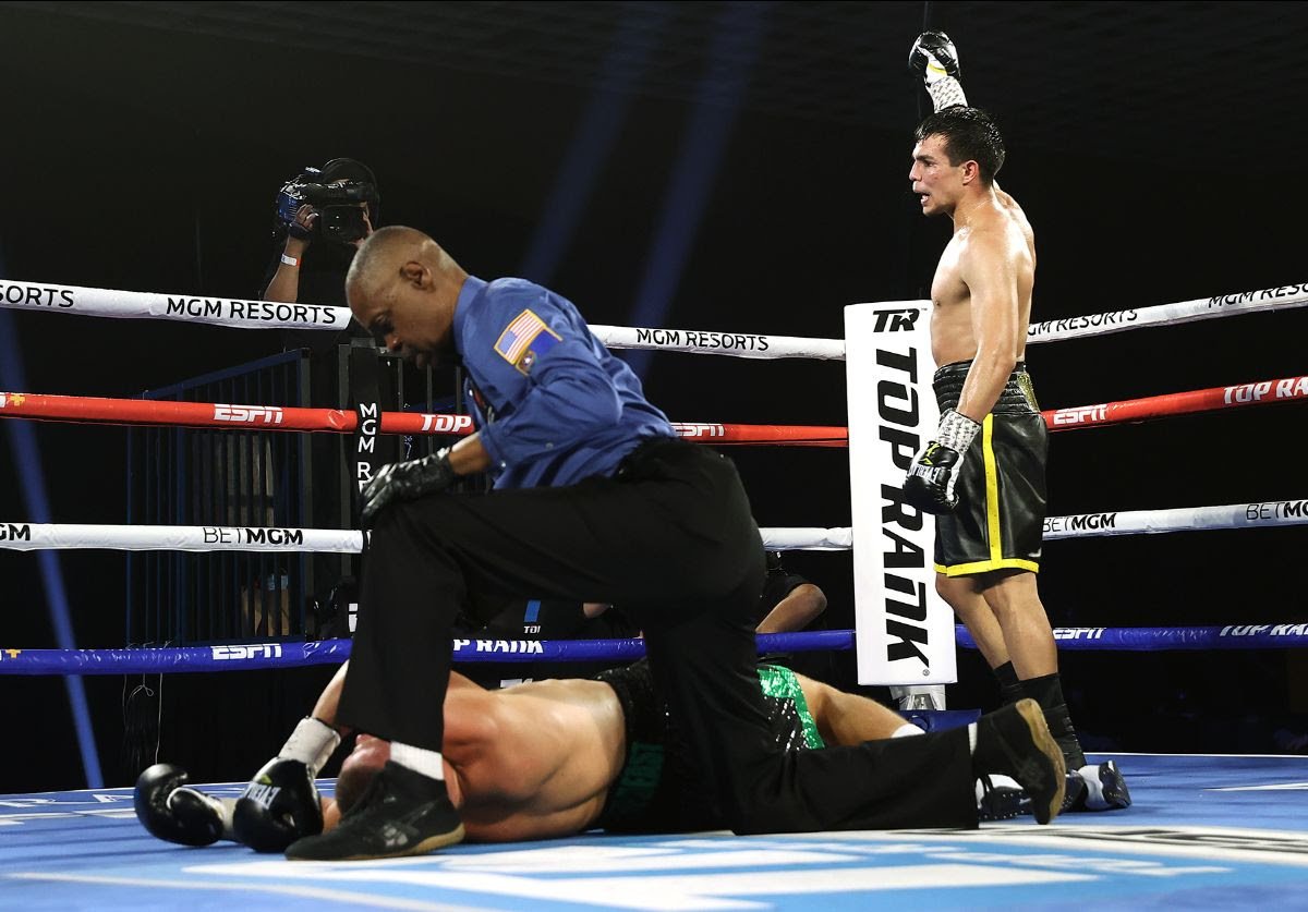 Image: Boxing Results: Jose Zepeda stops Ivan Baranchyk in 5th round knockout