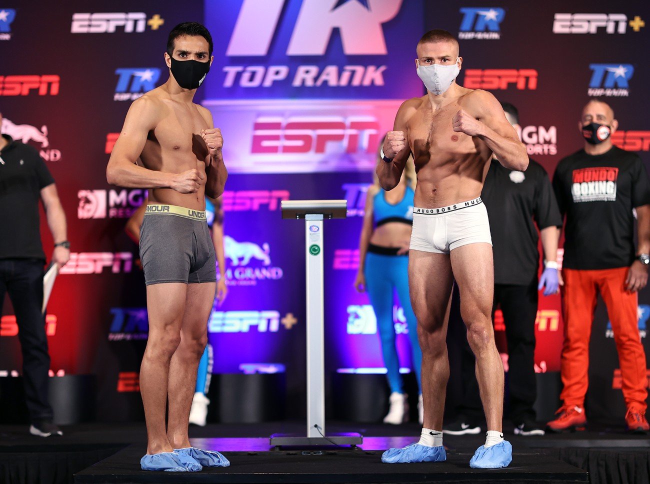 Image: José Zepeda 139.9 lbs vs. Ivan Baranchyk 139.6 lbs - weigh-in results for Saturday