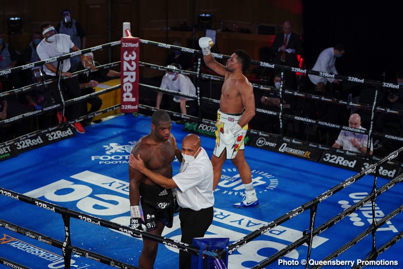 Image: Saunders scolds Dubois - 'Get carried out of the ring' 