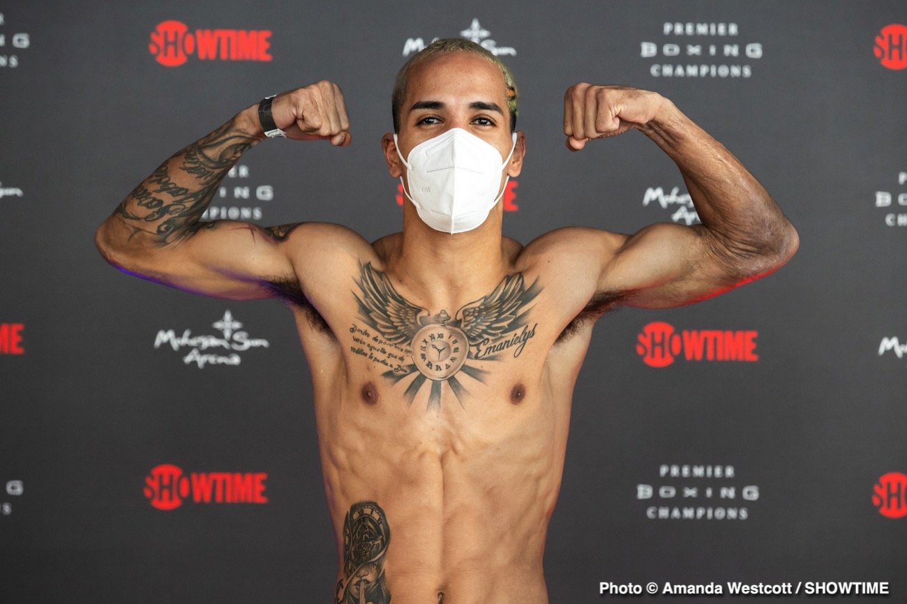Image: Rodriguez vs. Gaballo, Ennis vs Van Heerden Showtime Weights & Photos