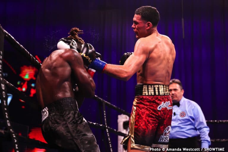 Image: David Benavidez accepts Jermall Charlo's challenge, ready to make fight