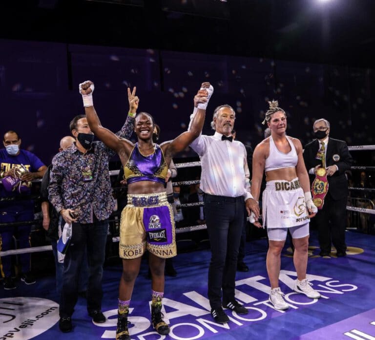 Image: Boxing Results: Claressa Shields Dominates Dicaire