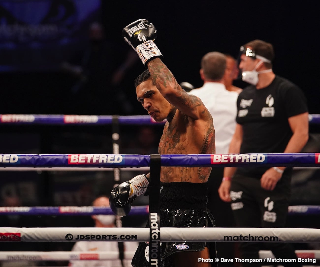 Image: Benn smashes Vargas, calls out Khan, Broner & Porter
