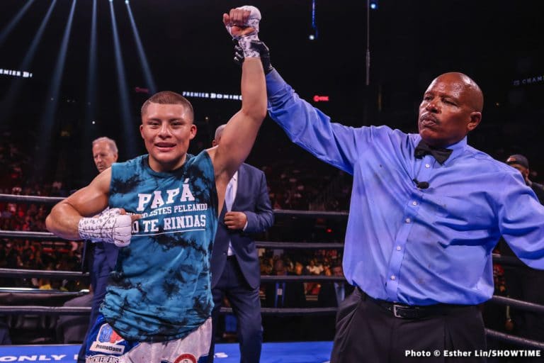 Image: Isaac 'Pitbull' Cruz frontrunner to replace Rolly Romero for Tank Davis fight on Dec.5th