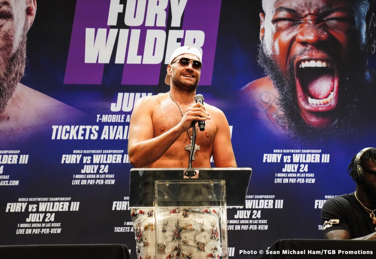 Tyson Fury, Deontay Wilder boxing photo and news image