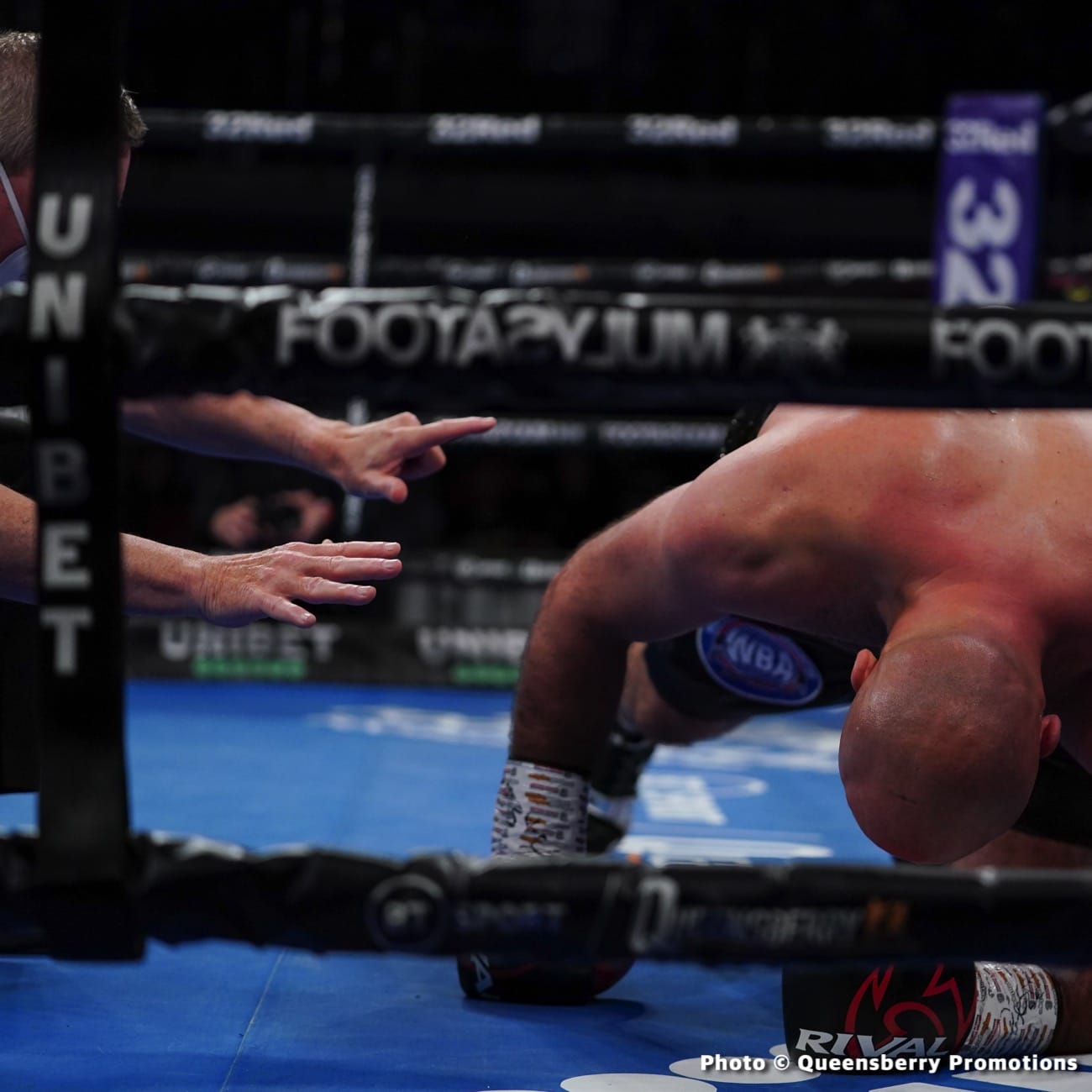Image: Boxing Results: Daniel Dubois destroys Bogdan Dinu