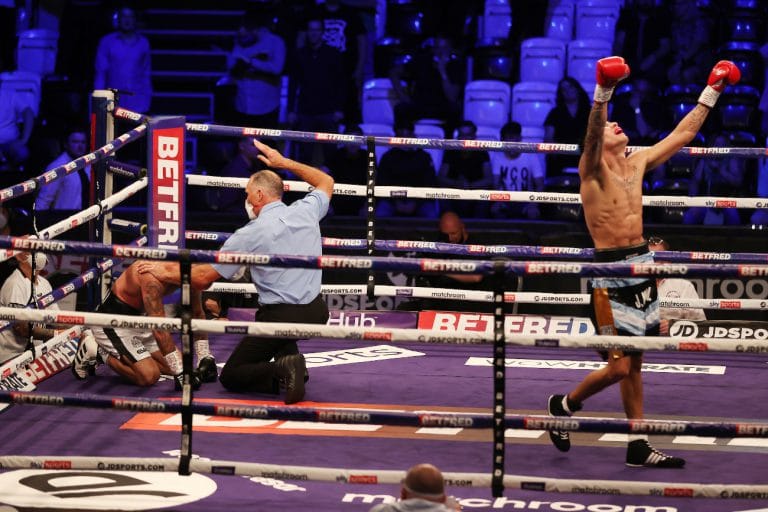 Image: Results / Photos: Ponce beats Ritson in Newcastle