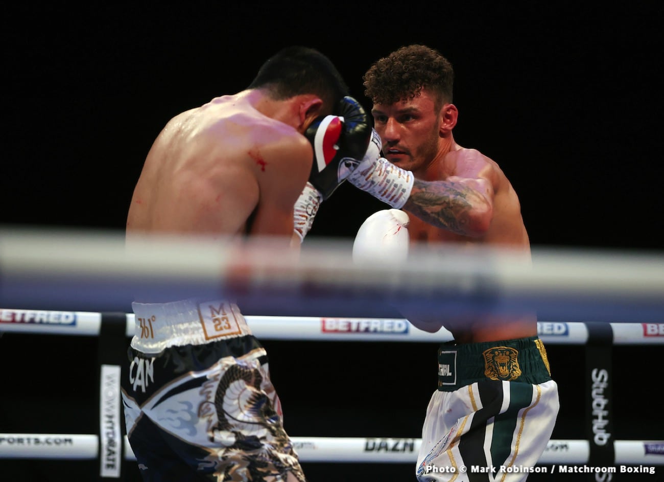 Image: Wood wins WBA World Feather Title Stopping Can “Monster” Xu!