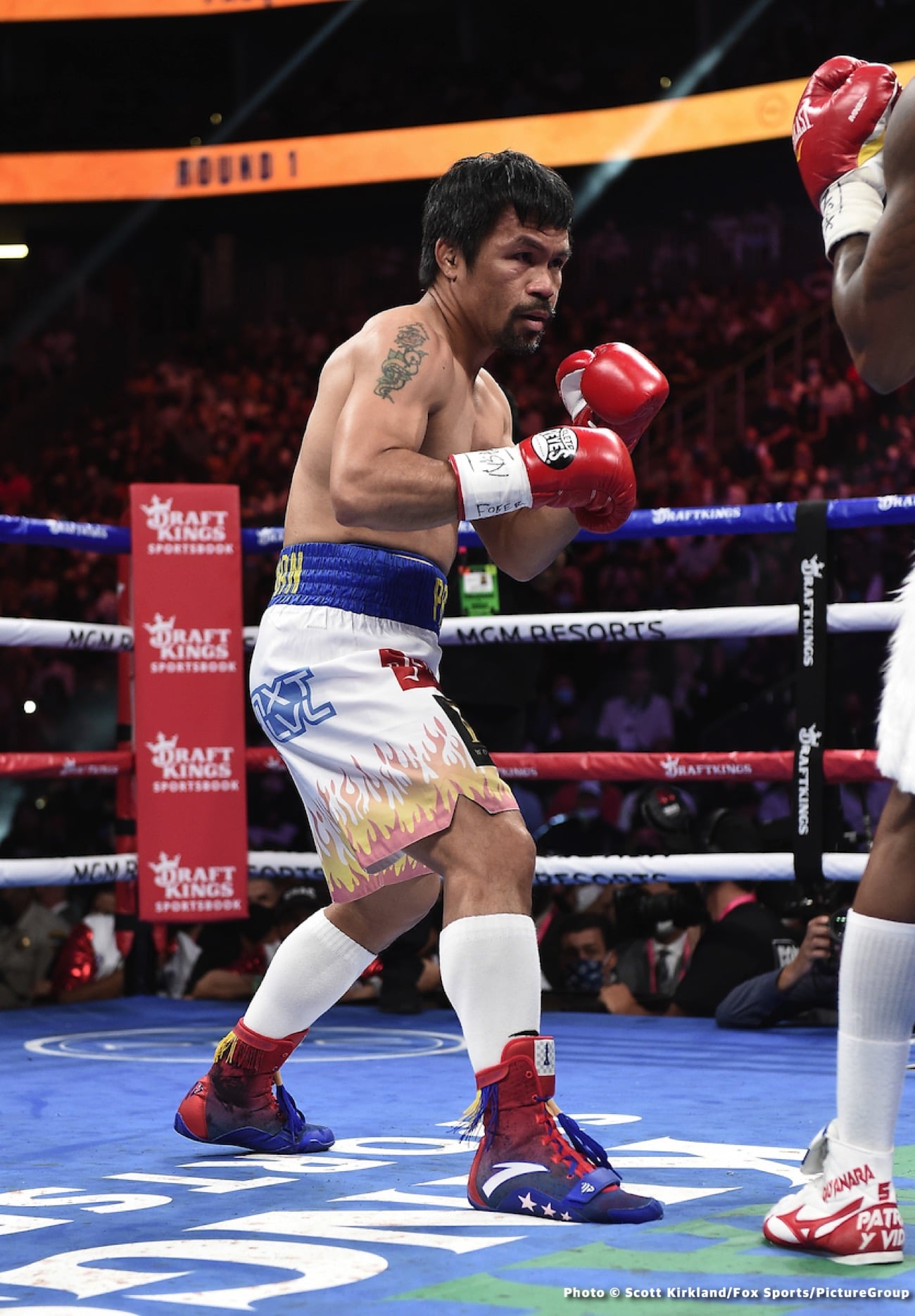 Manny Pacquiao boxing photo
