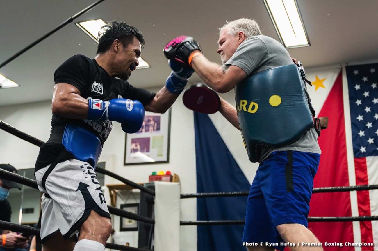 Manny Pacquiao, Errol Spence Jr, Freddie Roach boxing photo and news image