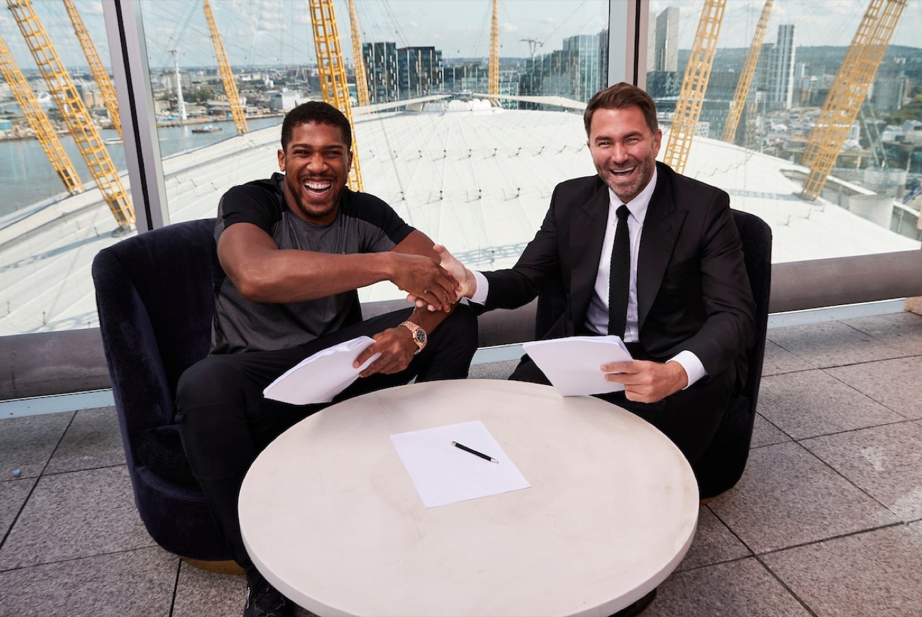 Image: Anthony Joshua signs promotional extension with Matchroom Boxing