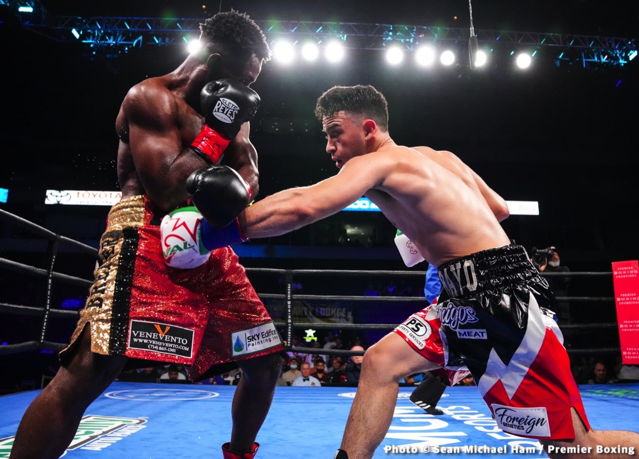 Image: Boxing Results: Jose Valenzuela Remains Unbeaten Defeating Denier Berrio!