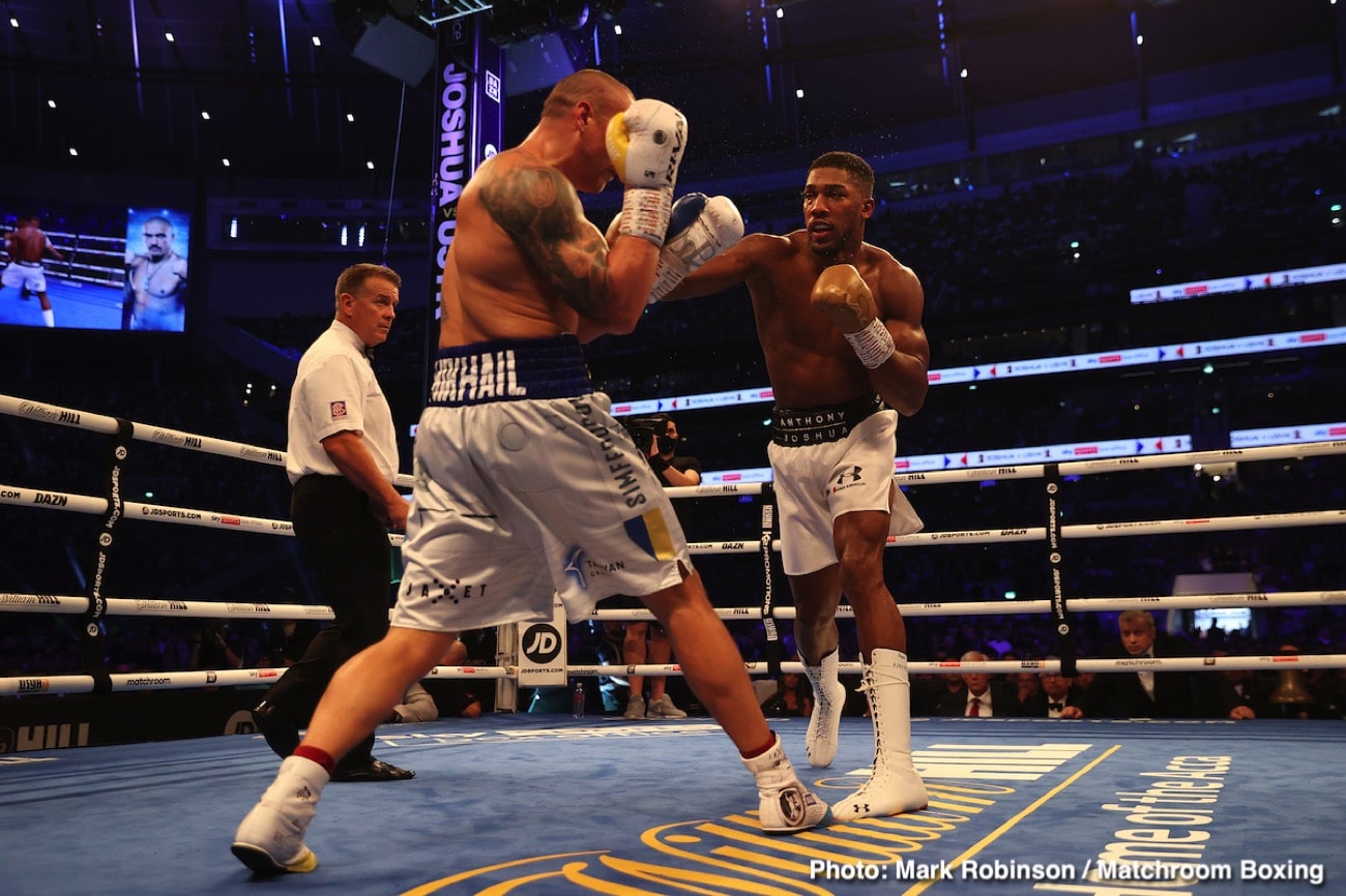 Joshua vs. Usyk boxing photo
