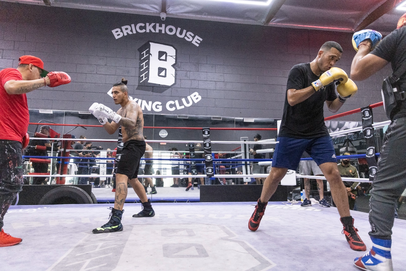 - Boxing News 24, David Benavidez boxing photo