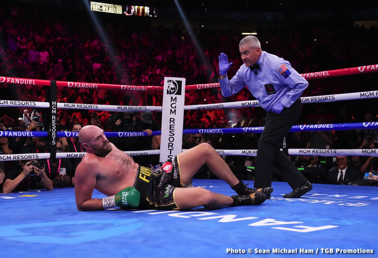 Image: Tyson Fury with obstacles blocking path to undisputed championship
