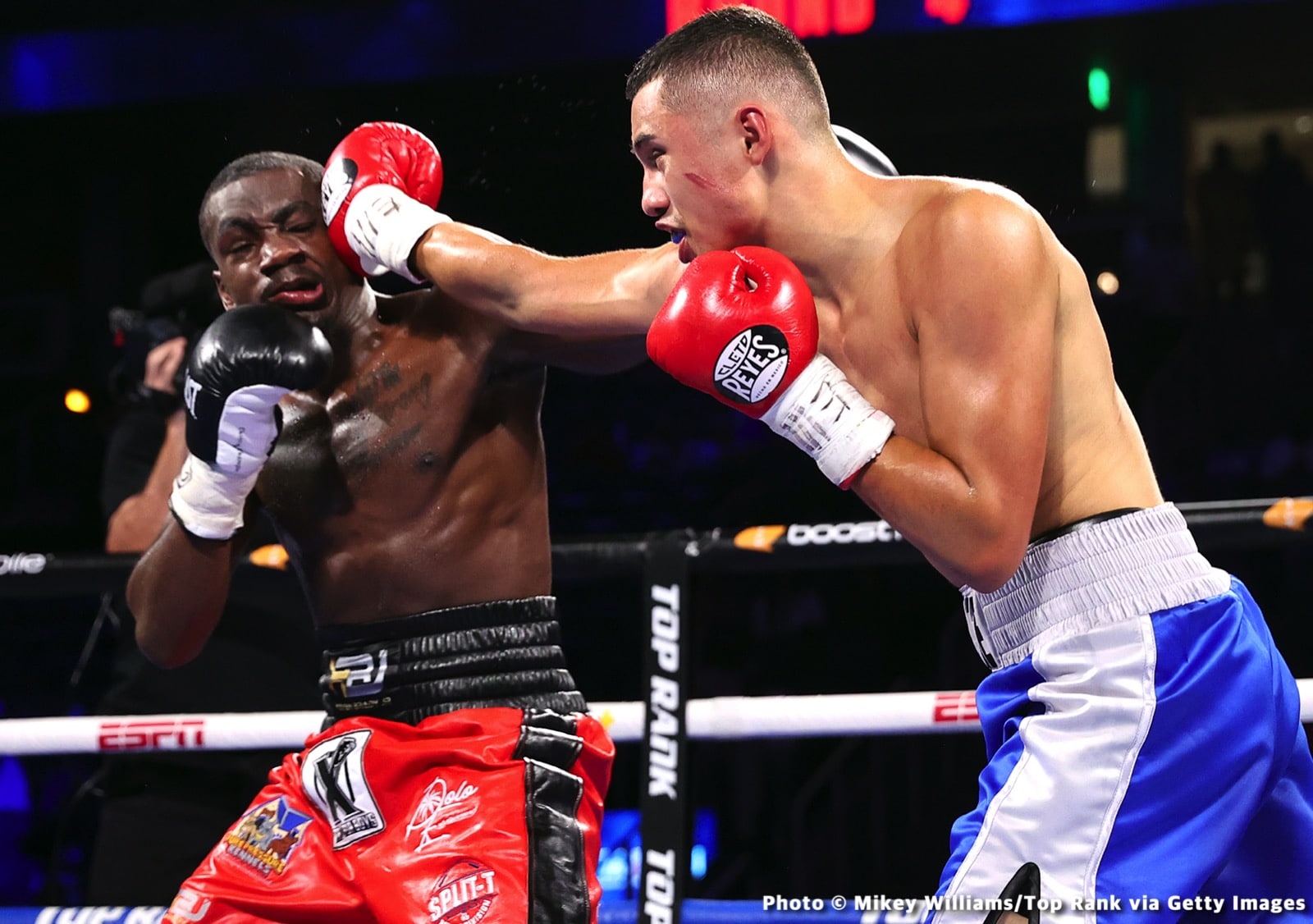 Image: Jamel Herring vs. Shakur Stevenson - live results