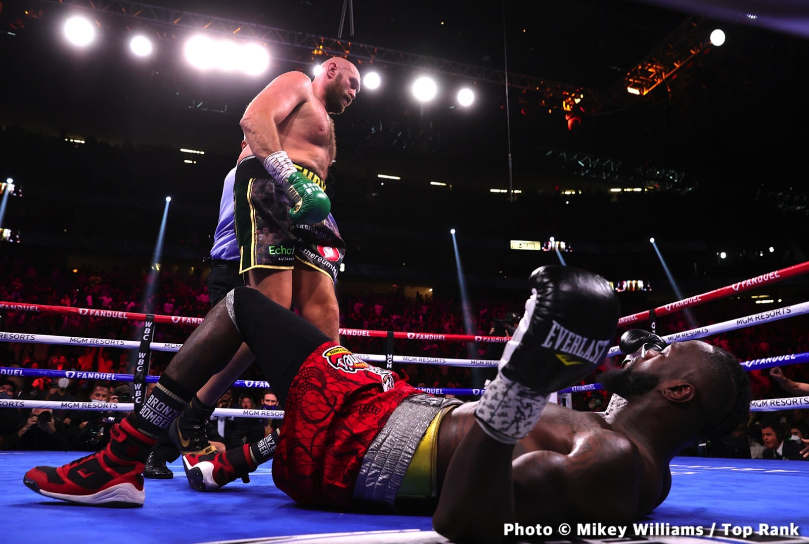 Image: "[Usyk] won't beat Tyson Fury' - says Andre Ward