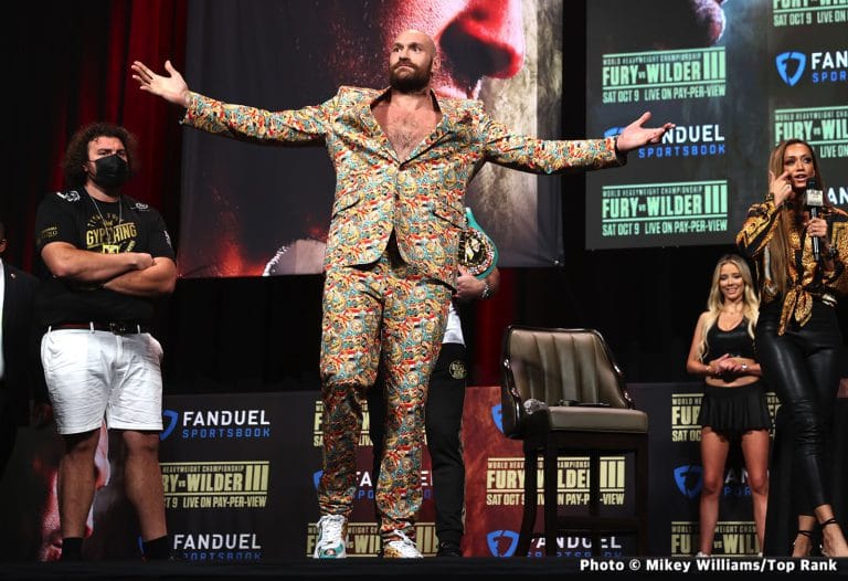 Image: Tyson Fury on losing $250M fight with Joshua: Deontay has cost me a few quid