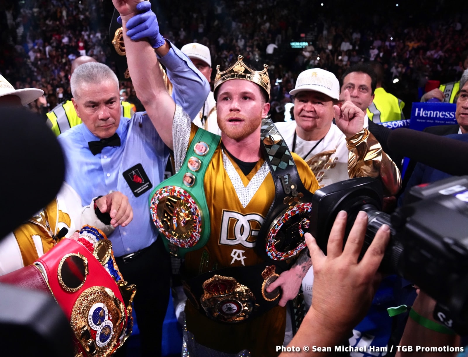 Caleb Plant Canelo Alvarez David Benavidez