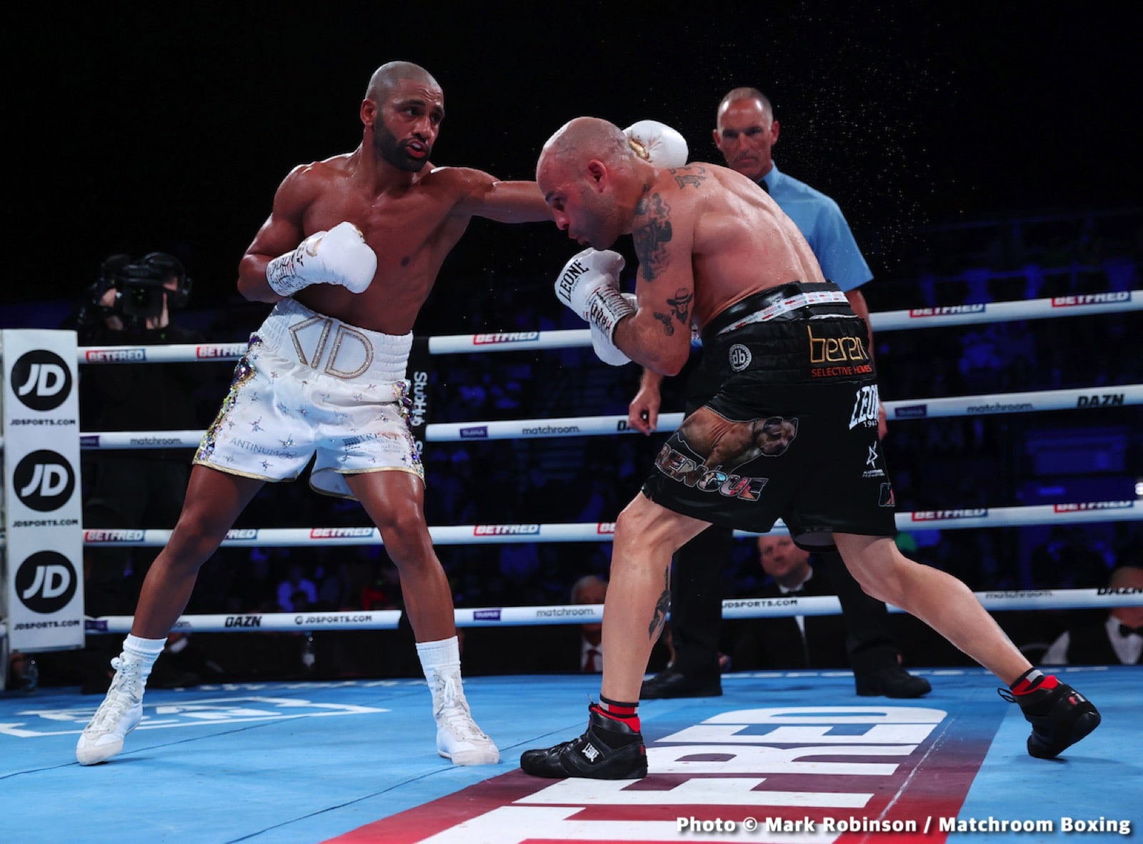 Image: Kid Galahad vs. Kiko Martinez - live results from UK