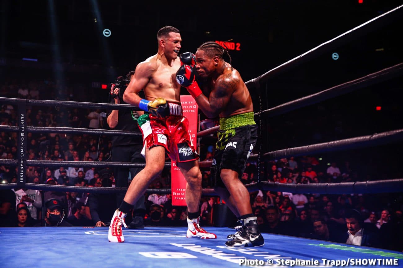 Image: Eddie Hearns wants David Benavidez vs. Demetrius Andrade to